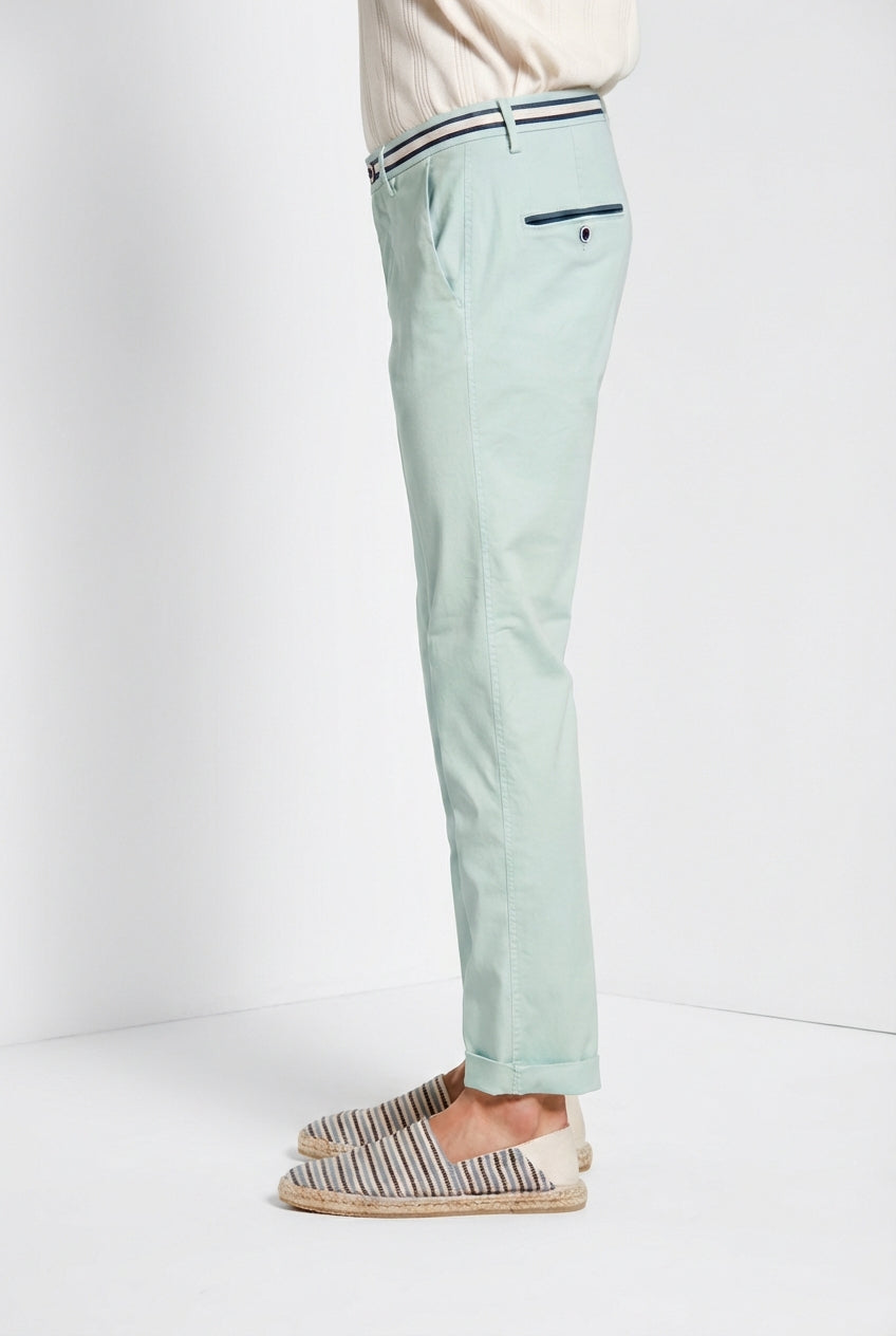 Torino Summer pantalon chino homme en twill de coton et lyocell slim fit