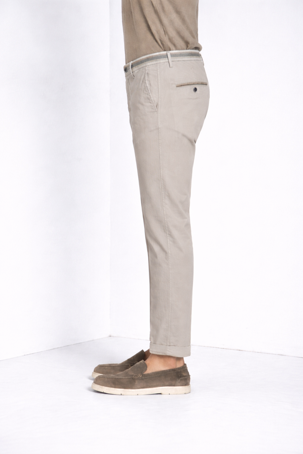 Torino Summer pantalon chino homme en twill de coton et lyocell slim fit