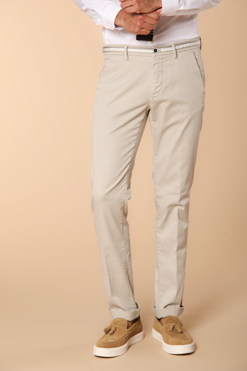 Torino Summer Herren Chino Hose aus Baumwoll- und Lyocell-Twill Slim Fit