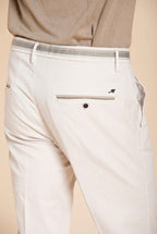 Torino Summer pantalone chino uomo in twill di cotone e lyocell slim fit
