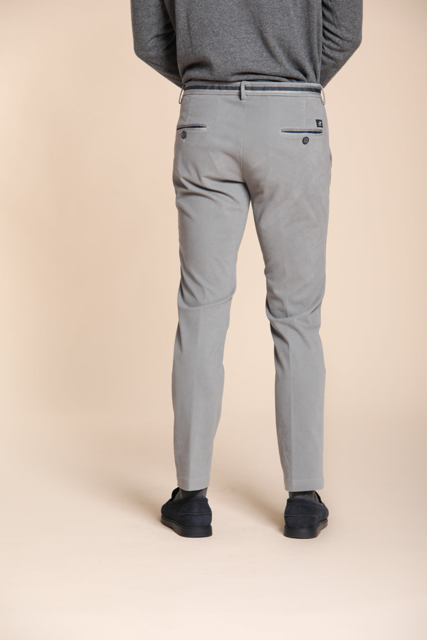 Foto 5 Torino Winter pantalone chino uomo in gabardina stretch slim fit