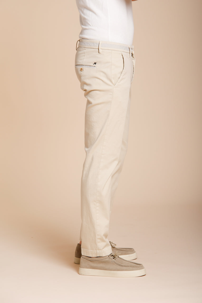 Torino University Hose Chino Herren aus Stretch-Satin slim fit