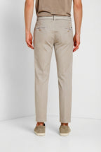 Torino Elegance pantalone chino uomo in tricotina fine di cotone e lyocell slim fit