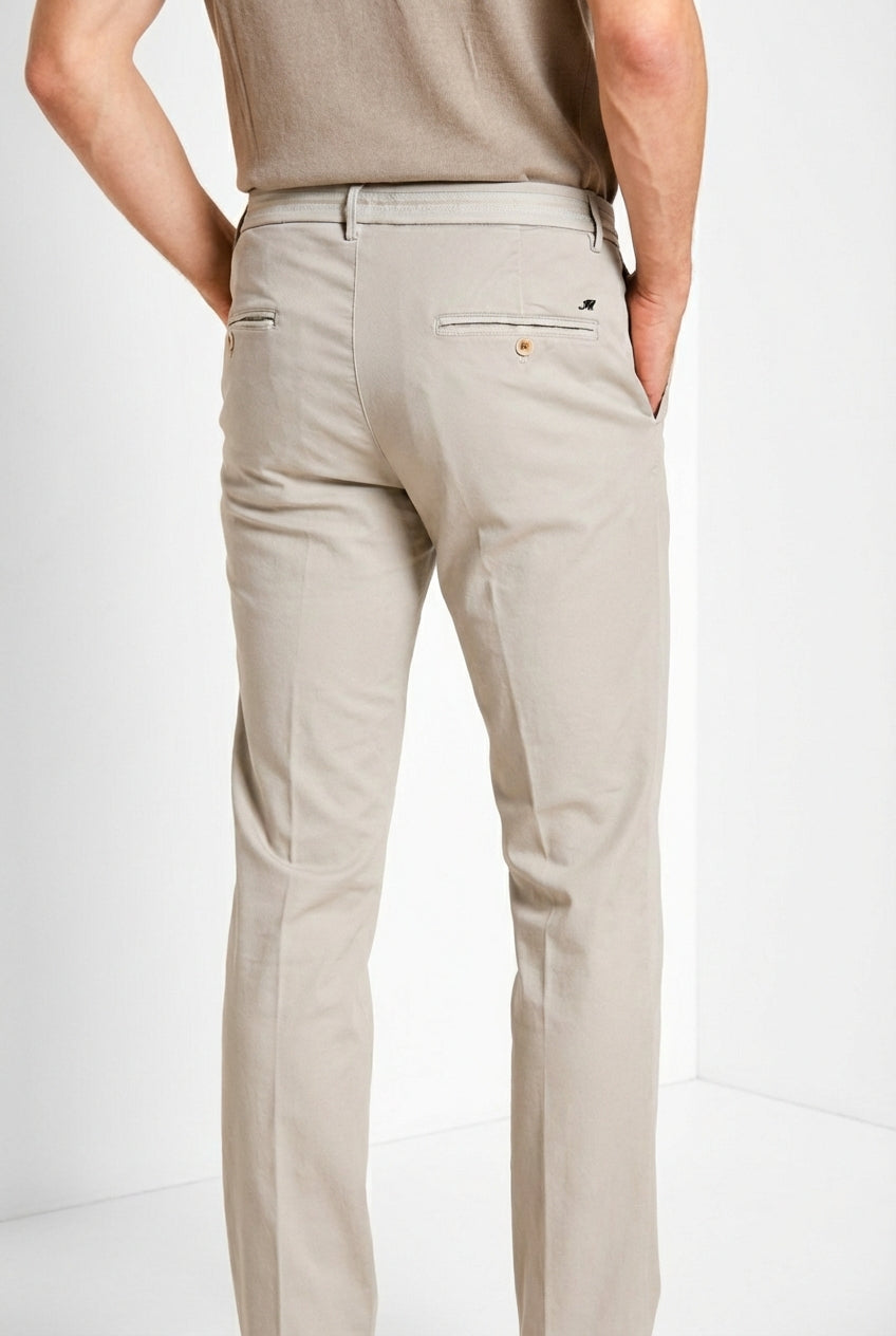 Torino Elegance pantalone chino uomo in tricotina fine di cotone e lyocell slim fit