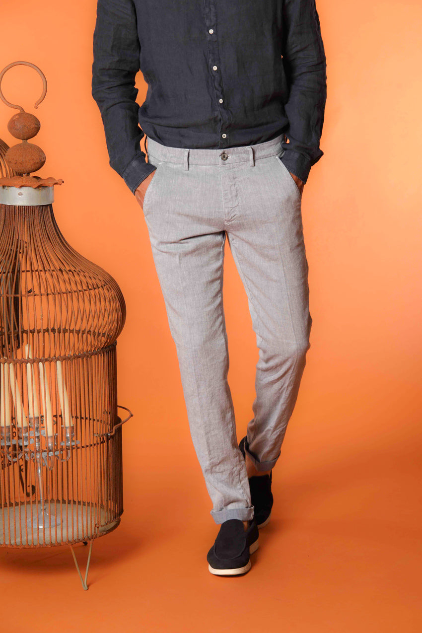  Torino Herren-Chinohose aus Baumwoll-Leinen-Twill mit blauen Garnen Slim Fit