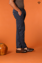 Torino Herren Chino Hose aus leichtem Baumwoll- und Lyocell-Tricot Slim Fit ①