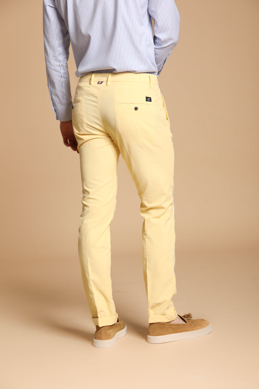 Torino Herren Chino Hose im sartorialen Stil aus leichtem Velours Slim Fit