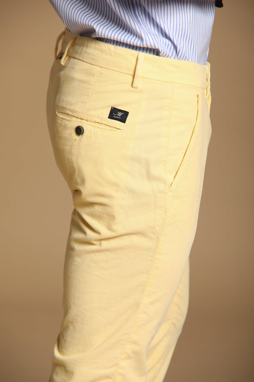 Torino Herren Chino Hose im sartorialen Stil aus leichtem Velours Slim Fit