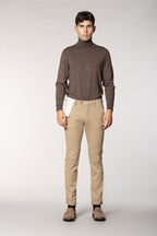 Torino Flex Herren Chinohose aus Satin Slim Fit