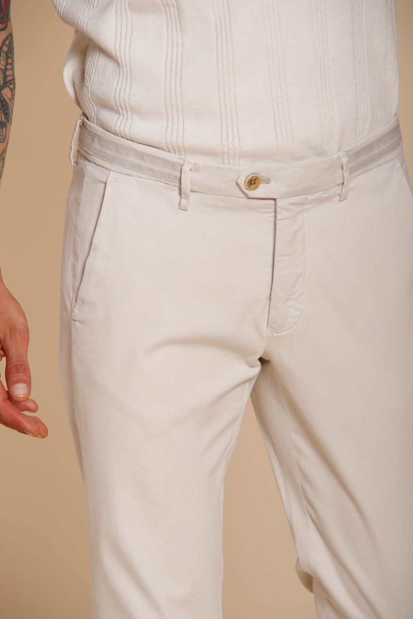 Torino City Hose Chino Herren aus feiner Trikotine aus Baumwolle und Lyocell slim fit