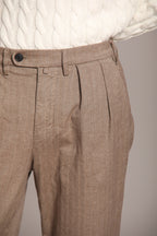 Foto 6 Boston 2 Pinces pantalone chino uomo in resca tinto filo cashmere relaxed fit