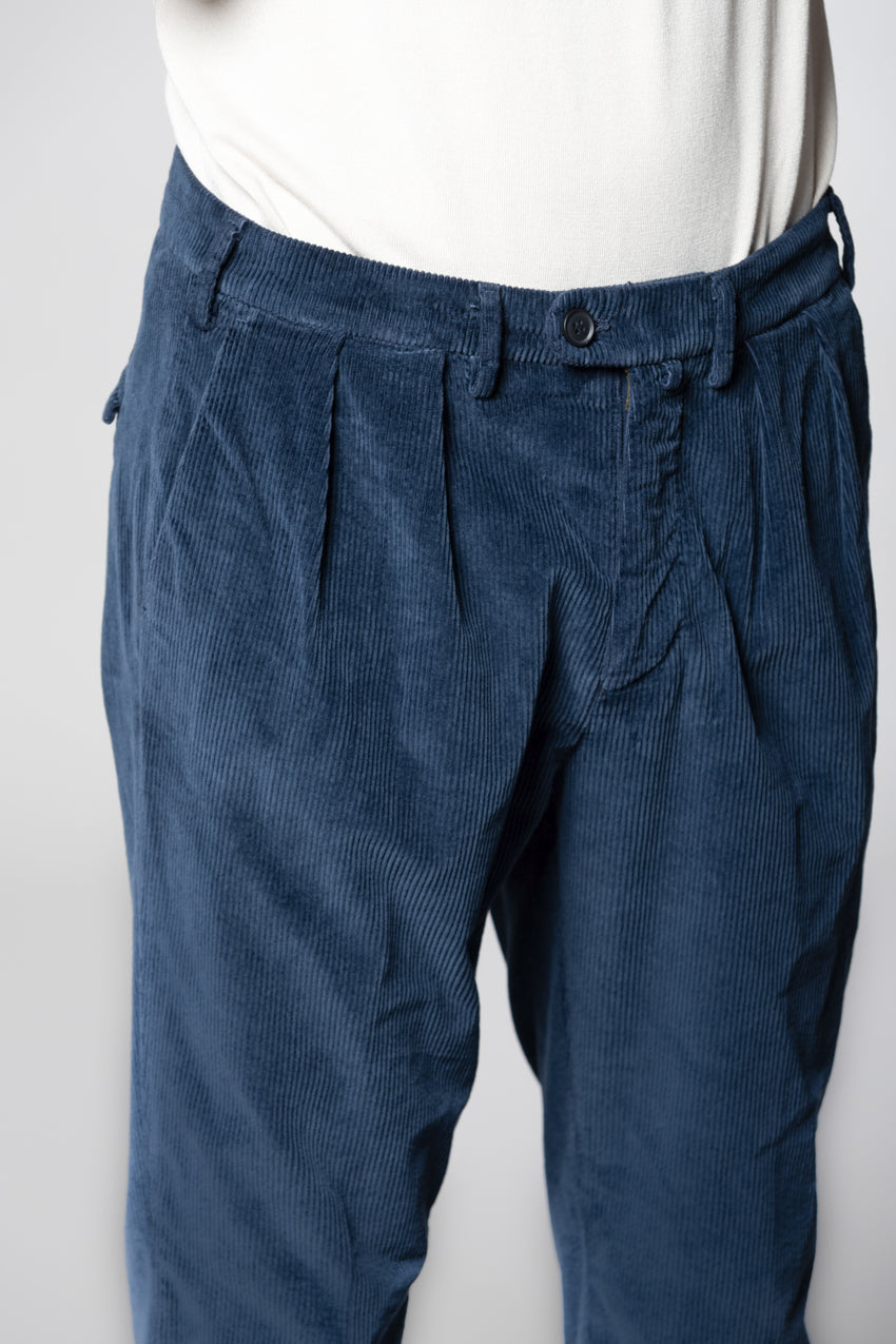 Boston 2 Pinces Chinohose Herren aus 500-Rippen-Samt relaxed fit
