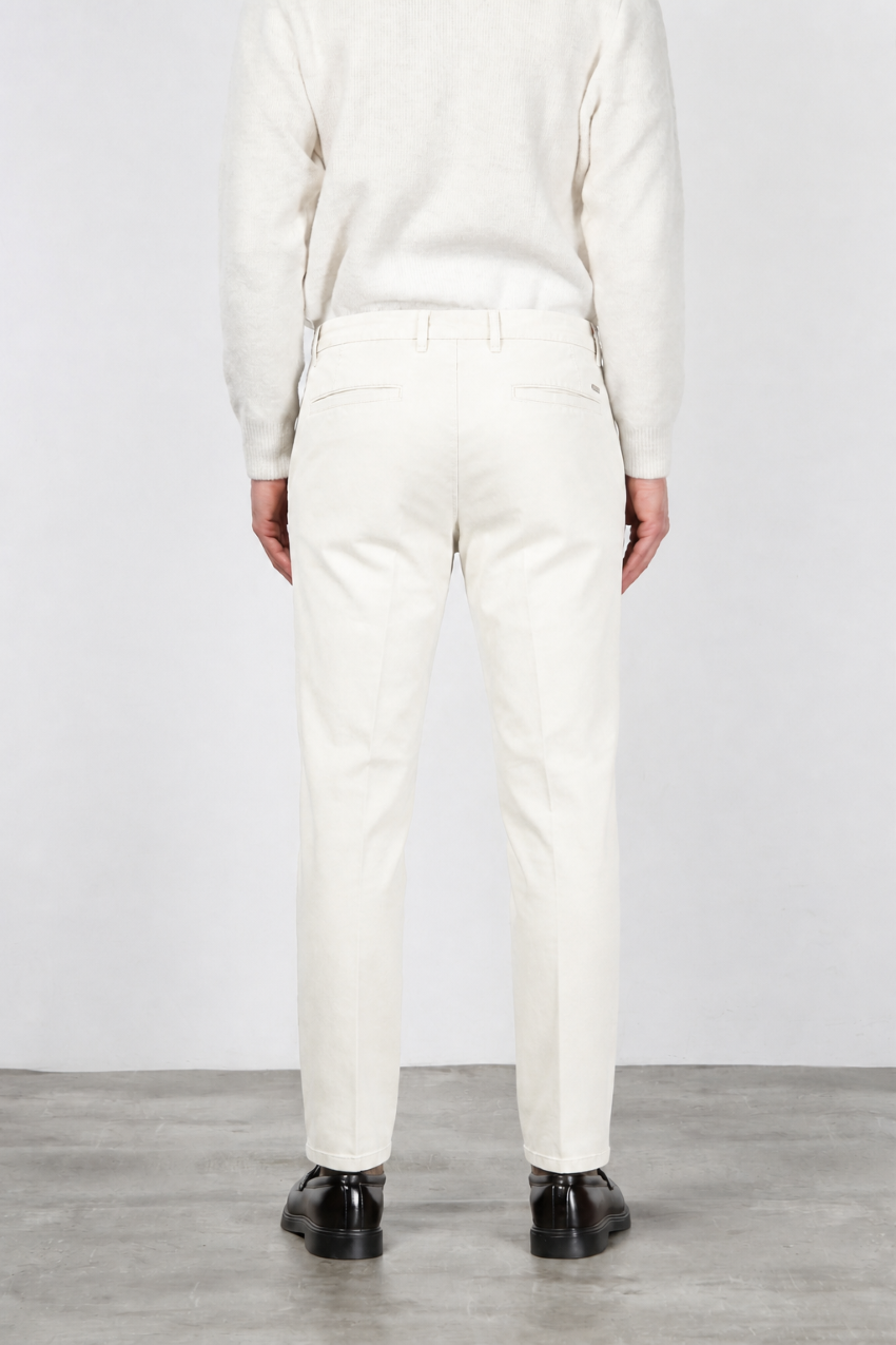 Paris pantalon chino homme en tricotine de coton tapered fit