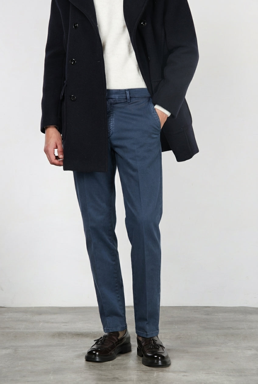 Madison pantalón chino de hombre en bull stretch carrot fit