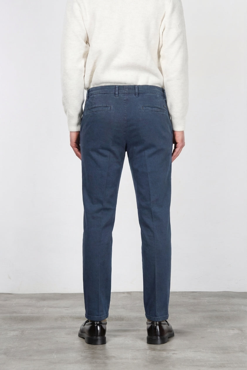 Madison pantalón chino de hombre en bull stretch carrot fit