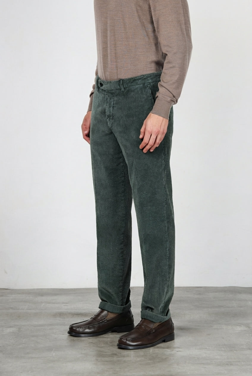 Paris pantalon chino homme en velours à grosses côtes carrot fit

