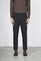 Paris pantalone chino uomo in tricotina stretch carrot fit ①