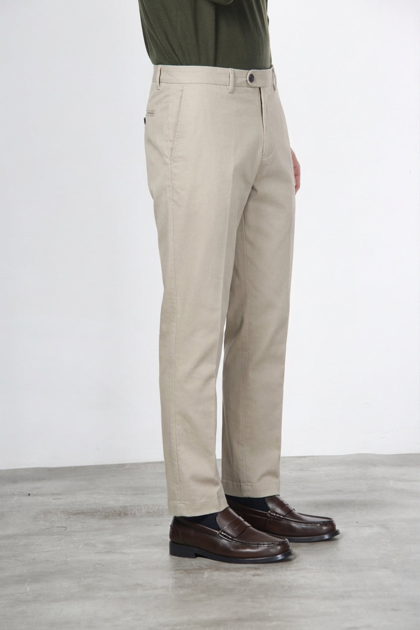 Paris pantalone chino uomo in gabardina cotone e lana carrot fit