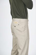 Paris pantalone chino uomo in gabardina cotone e lana carrot fit